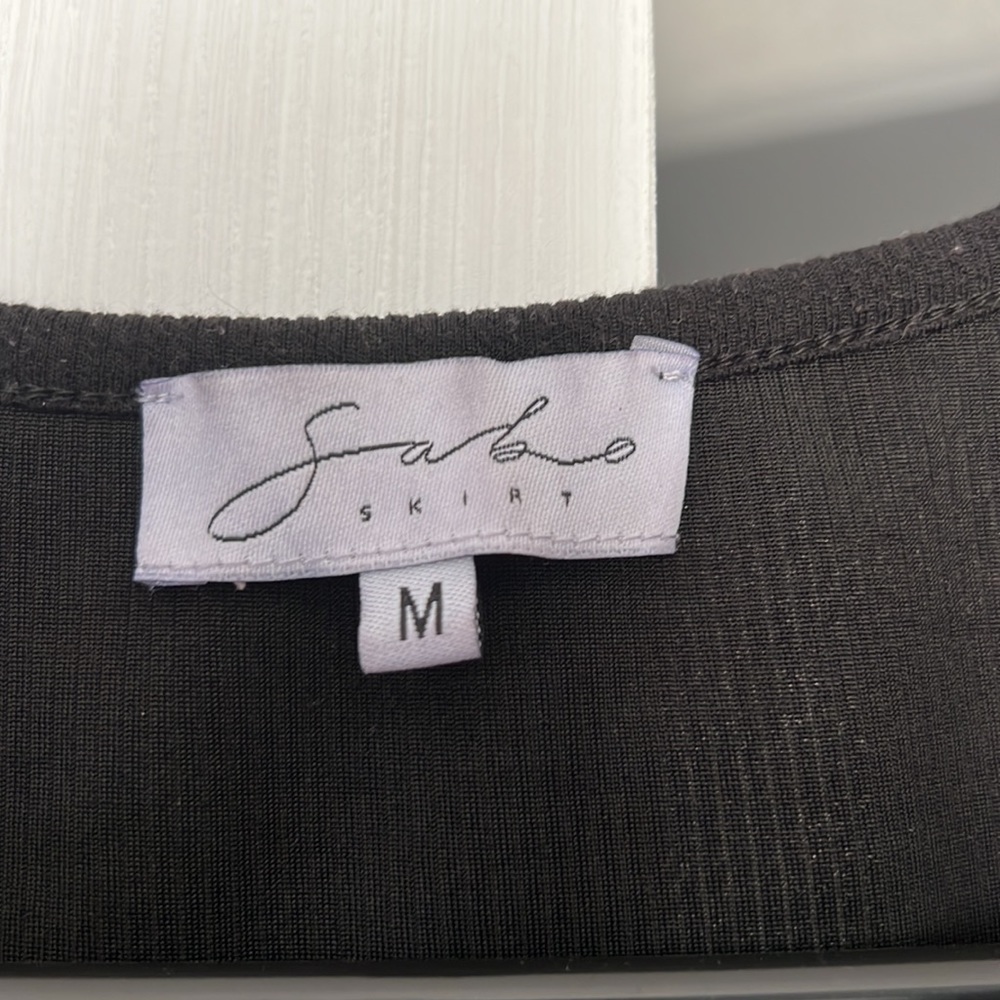 SABO Skirt barely worn, like new, black knit sleeveless top - Picture 2 of 4